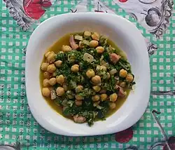 Manchego cuisine; chickpea and Silene vulgaris stew (potaje de garbanzos y collejas)