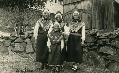 Ruhnu (Runö) women by the village church, 1937