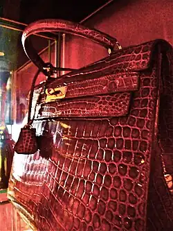 Red Hermès Kelly bag made of crocodile leather