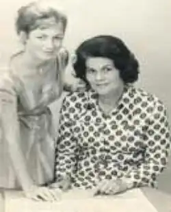 Powder Puff Derby pilots Robin Miller and Rosemary de Pierres