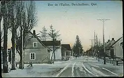 Main street, Deschaillons-sur-Saint-Laurent (early 20th century)