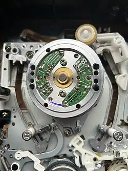 Sony SLV-998HF VCR with a flying erase head alongside the video and Hi-Fi audio heads.