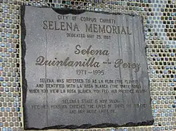 Plaque dedicating Mirador De La Flor to Selena