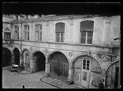 Hôtel de Pins before early-20th-century demolition.