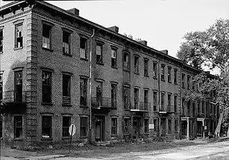 Troup Trust, 410–424 East Macon Street