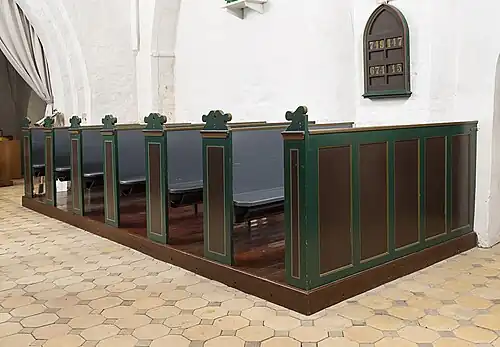 Pews