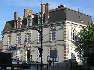 The town hall in Villiers-Saint-Georges