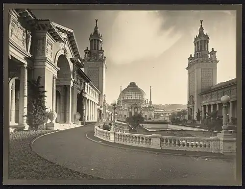 Willard Worden, Court of Palms